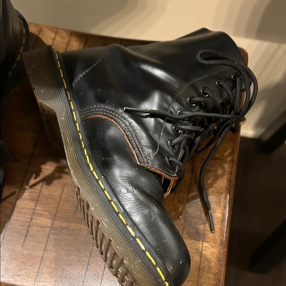 Dr. Martens Black  Lace-Up Boots. Men’s Size 8 main image 10